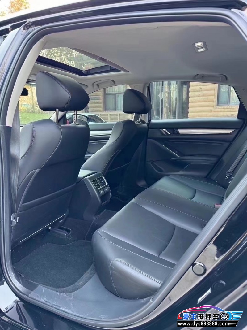 23年本田雅阁轿车抵押车出售