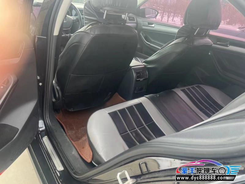 18年大众速腾轿车抵押车出售