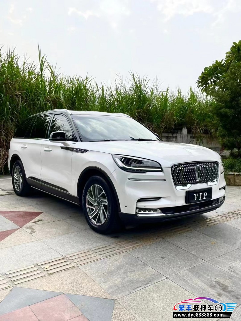 22年林肯飞行家轿车抵押车出售