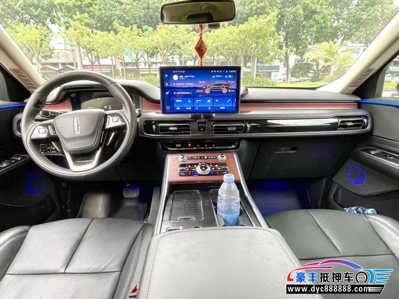 22年林肯飞行家轿车抵押车出售