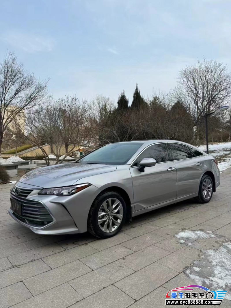 22年丰田亚洲龙轿车抵押车出售