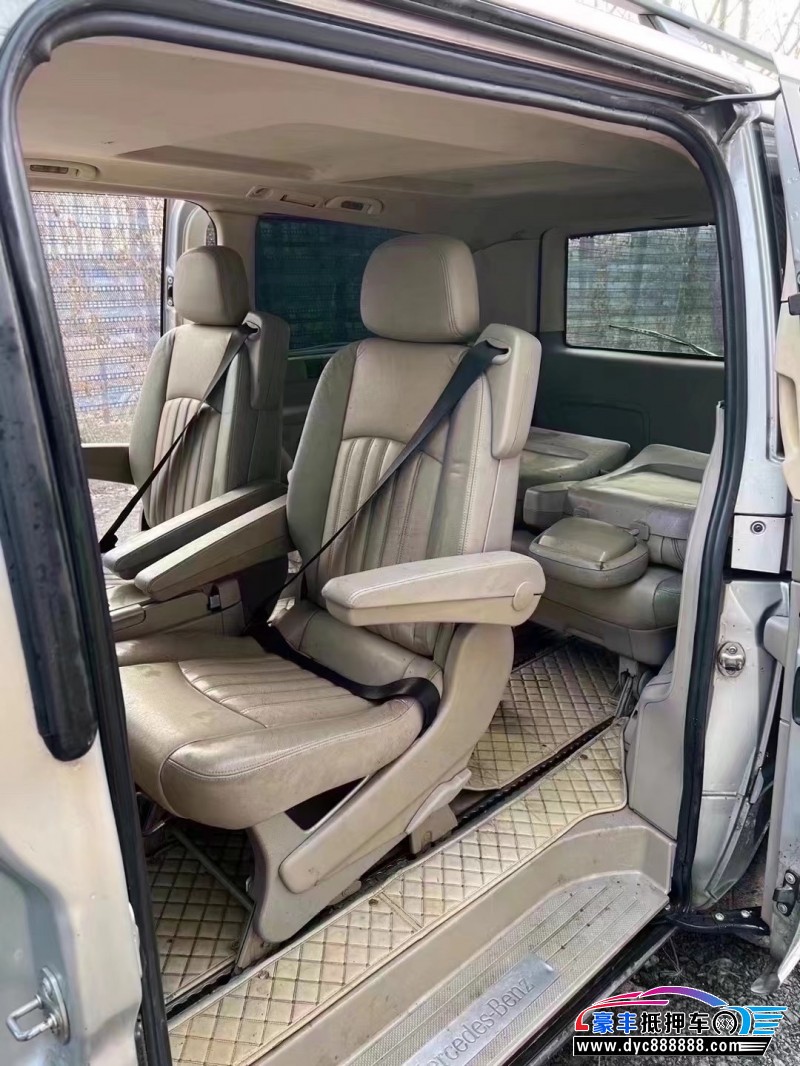 10年奔驰威霆MPV抵押车出售