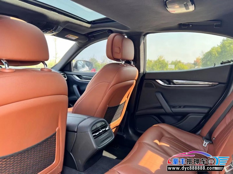 17年玛莎拉蒂Ghibli轿车抵押车出售