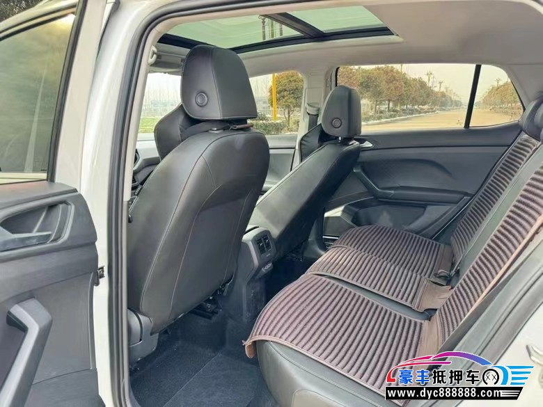 22年大众途凯轿车抵押车出售