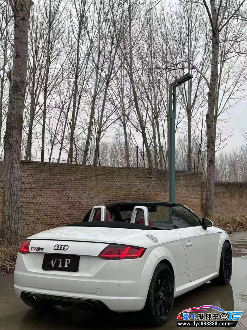 17年奥迪TT轿车抵押车出售