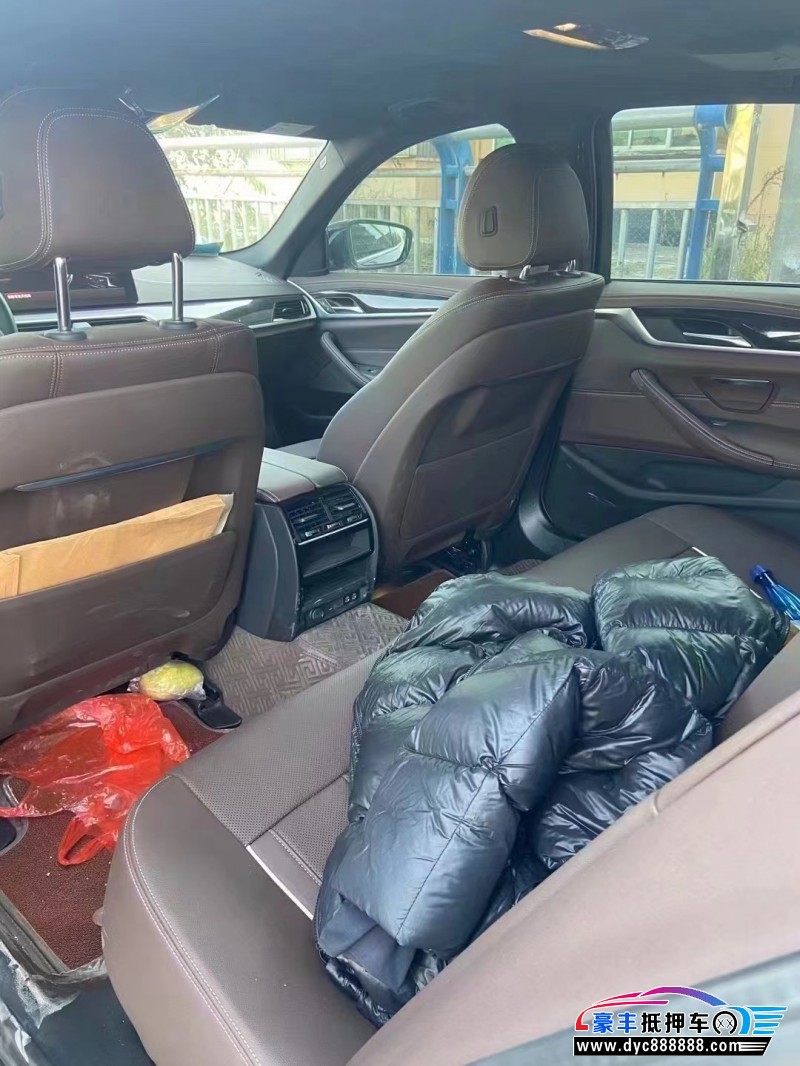 23年宝马5系轿车抵押车出售