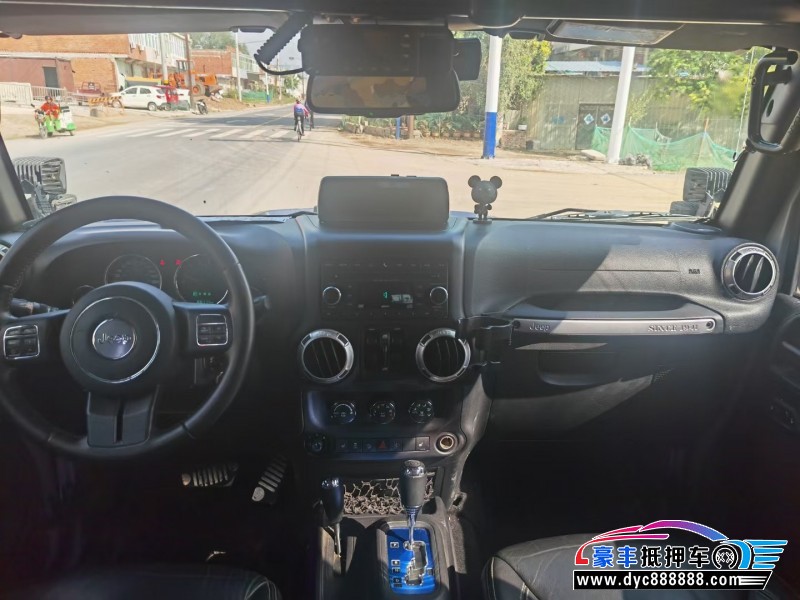 16年Jeep牧马人SUV抵押车出售