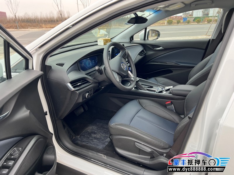 24年别克微蓝轿车抵押车出售