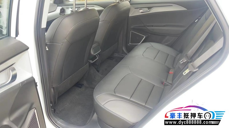 24年吉利几何轿车抵押车出售