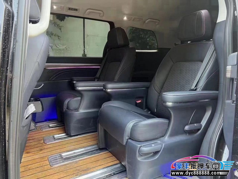 22年传祺M8轿车抵押车出售