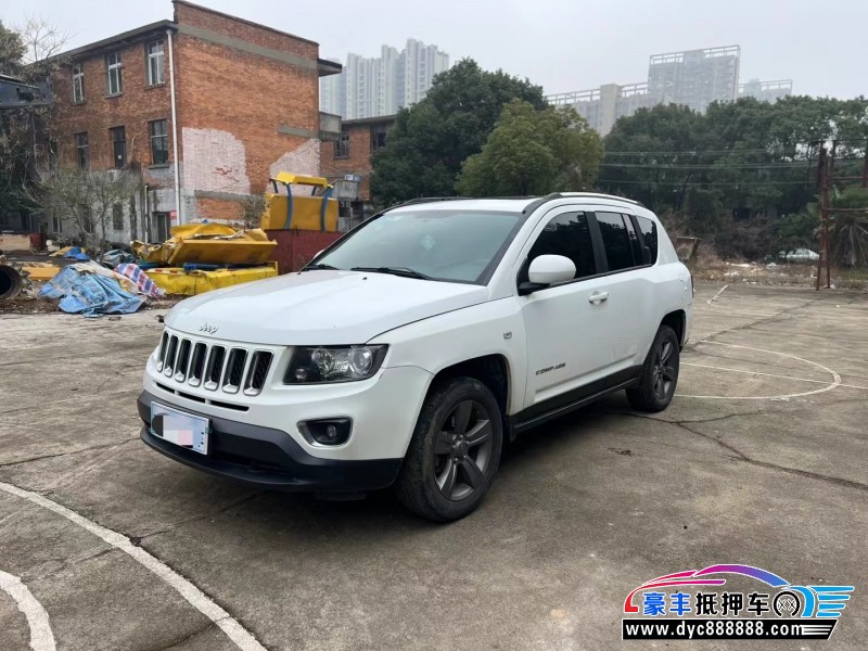 15年Jeep指南者(进口)轿车抵押车出售