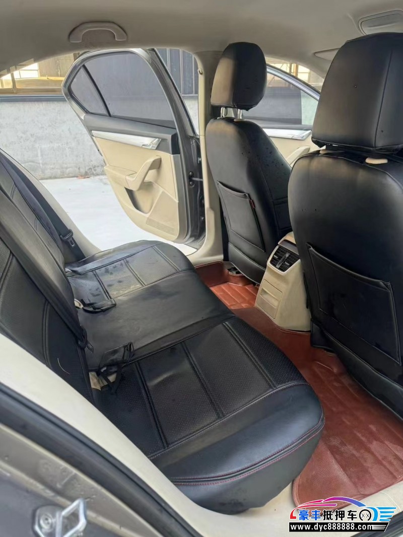 15年斯柯达明锐轿车抵押车出售