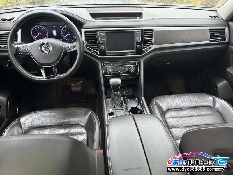 18年大众途昂轿车抵押车出售