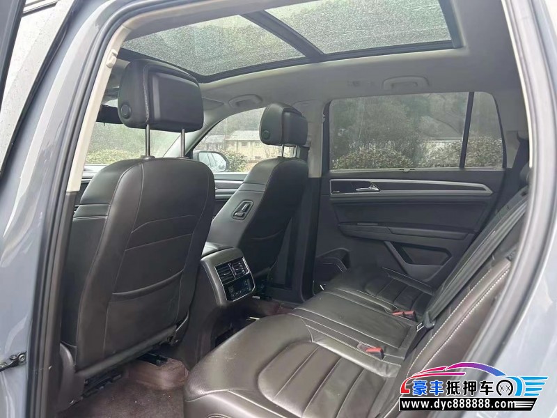 18年大众途昂轿车抵押车出售