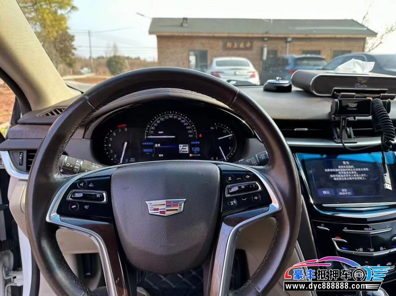 17年凯迪拉克XTS轿车抵押车出售