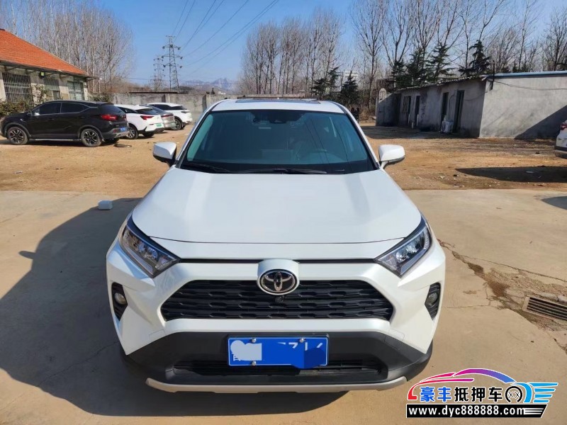 22年丰田RAV4轿车抵押车出售