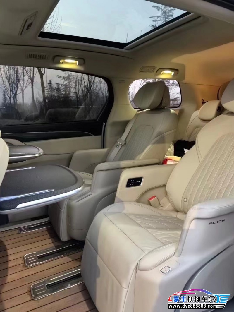 23年别克GL8轿车抵押车出售