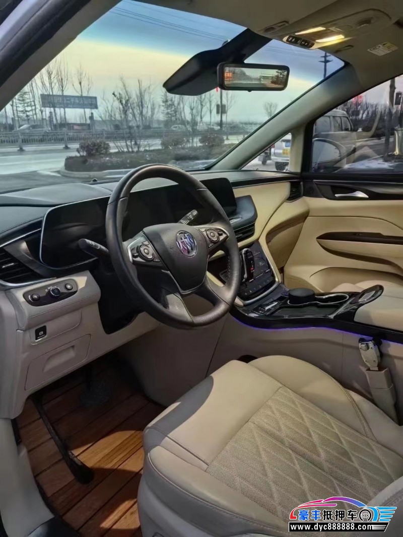 23年别克GL8轿车抵押车出售