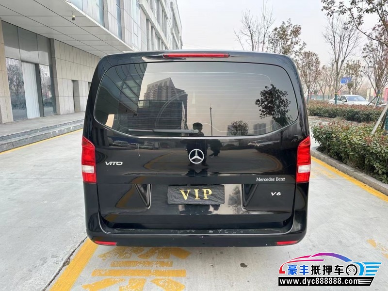 18年奔驰威霆MPV抵押车出售