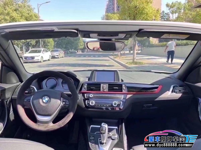 21年宝马2系轿车抵押车出售