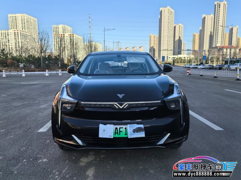 24年哪吒USUV抵押车出售