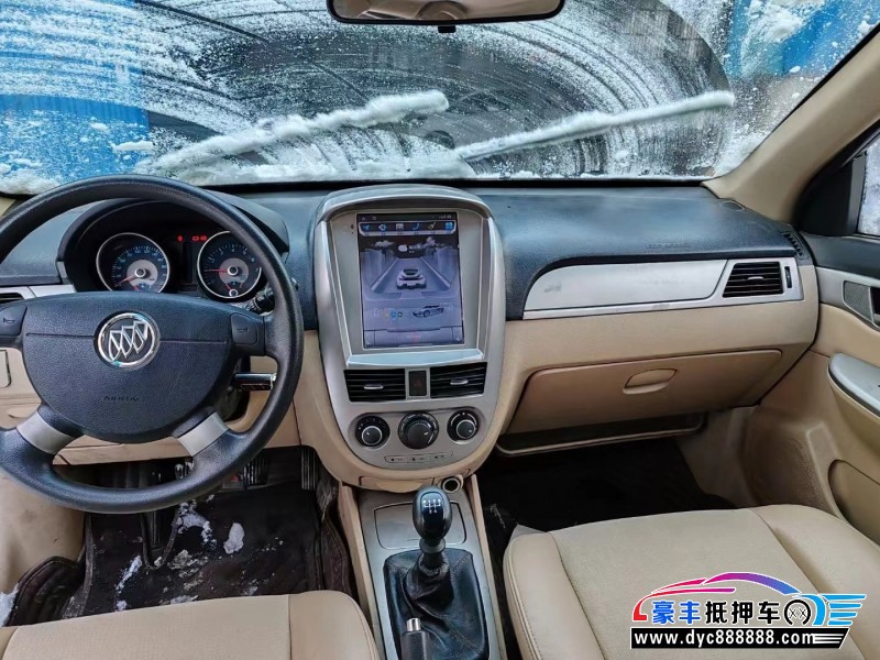 14年别克凯越轿车抵押车出售