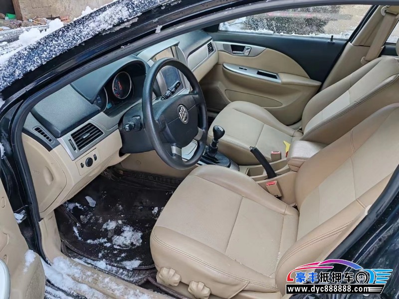 14年别克凯越轿车抵押车出售