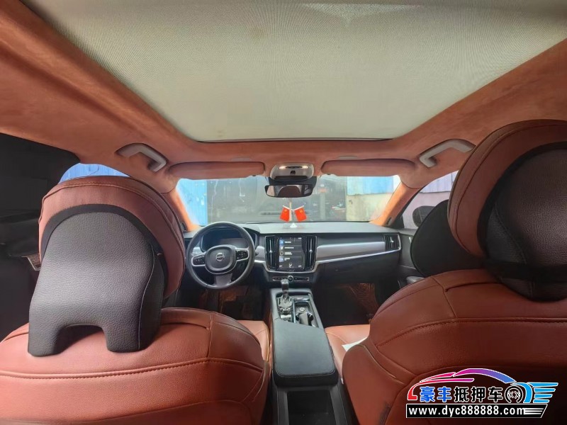 19年沃尔沃S90轿车抵押车出售