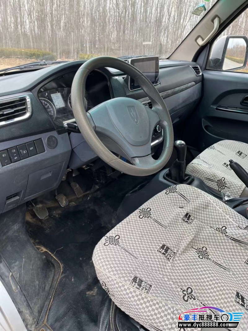 21年金杯T50轿车抵押车出售