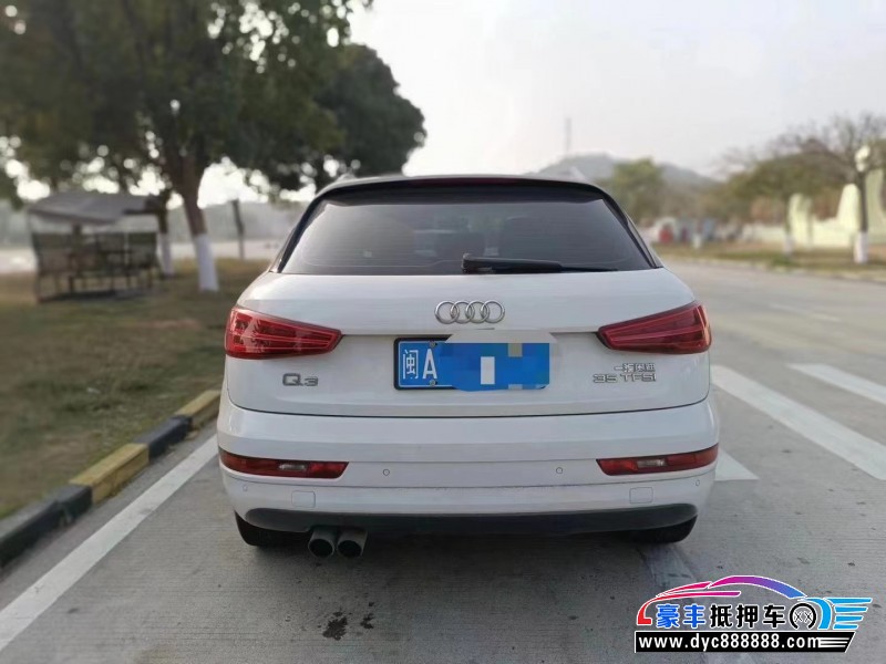 18年奥迪Q3轿车抵押车出售