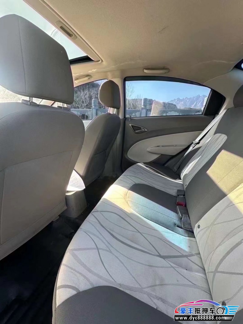 14年雪佛兰赛欧轿车抵押车出售