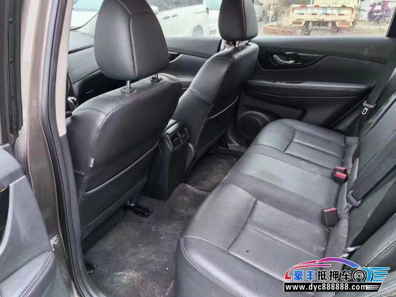 23年日产奇骏轿车抵押车出售