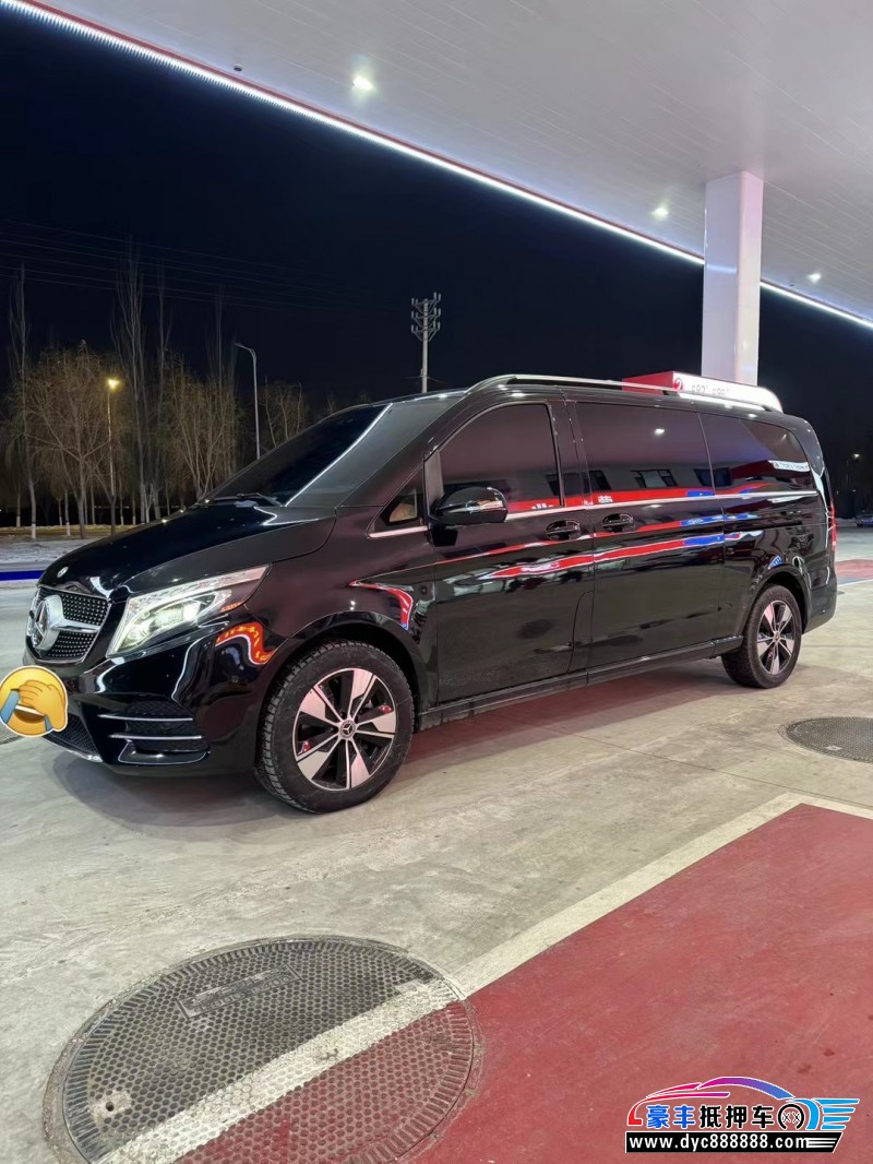 21年奔驰V轿车抵押车出售