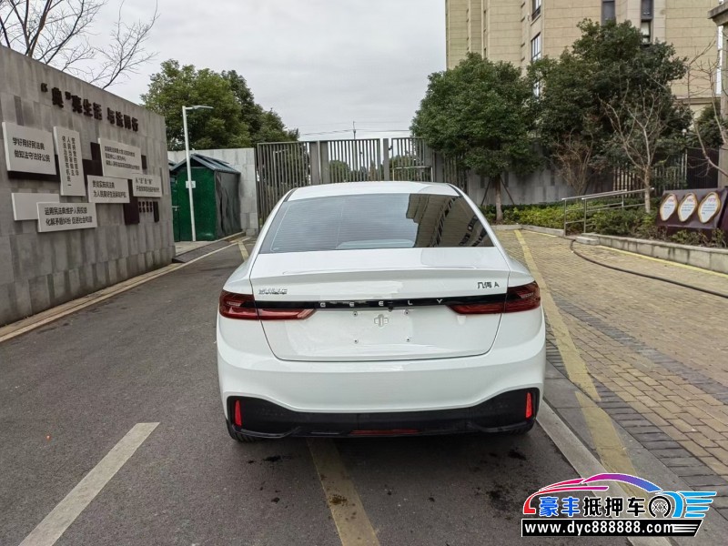 23年吉利几何轿车抵押车出售