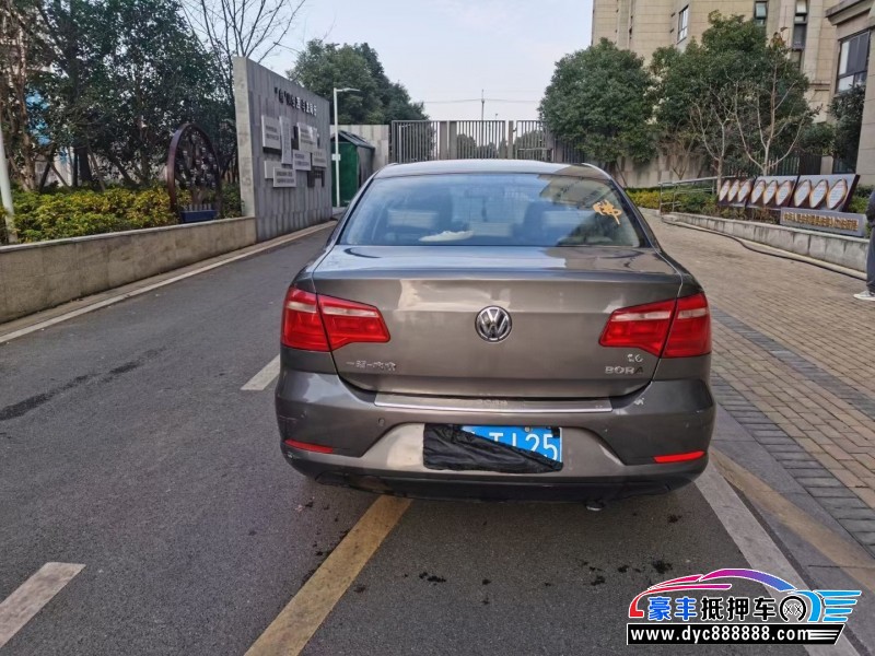 14年大众宝来轿车抵押车出售