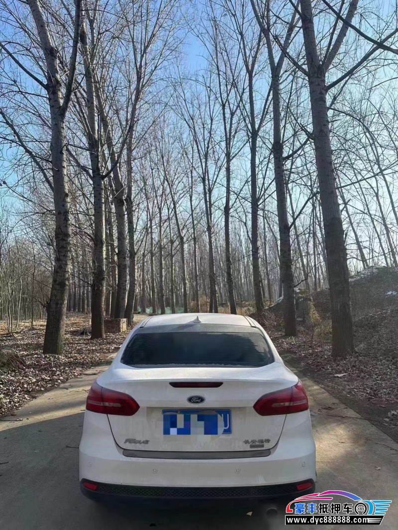 17年福特福克斯轿车抵押车出售