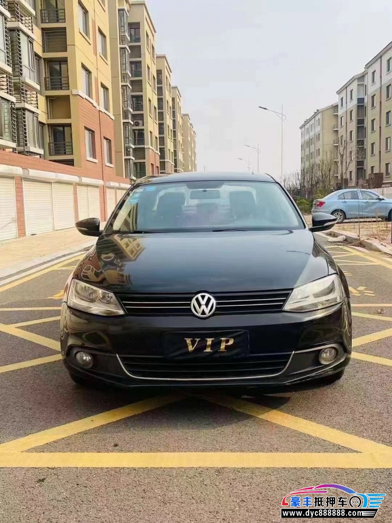 14年大众速腾轿车抵押车出售