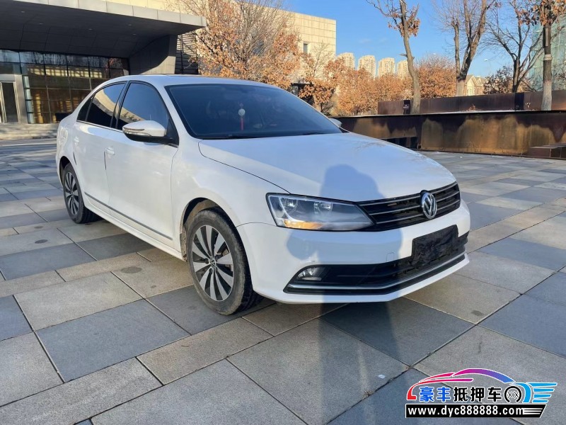 19年大众速腾轿车抵押车出售