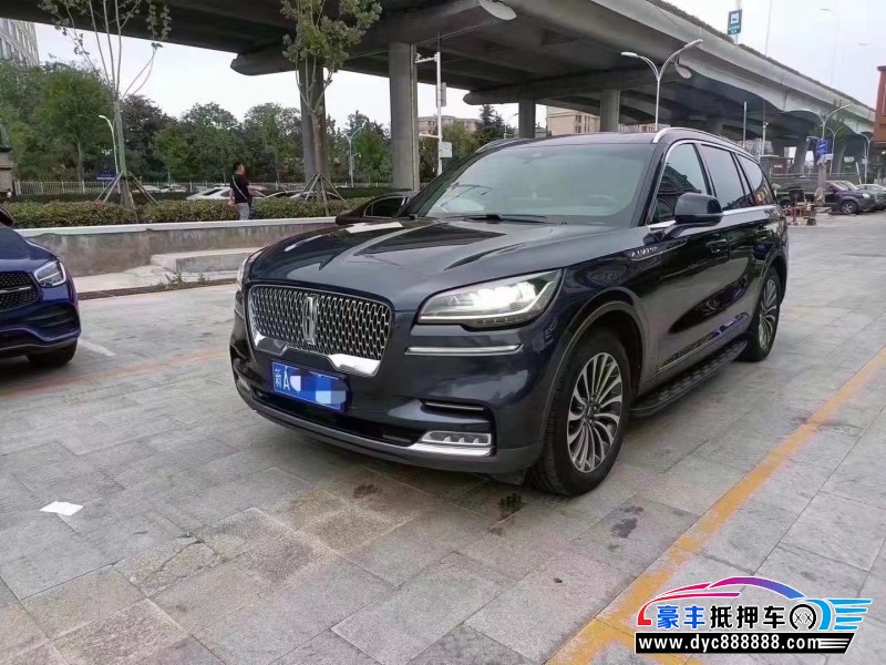 21年林肯飞行家轿车抵押车出售