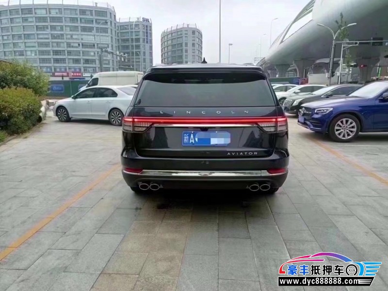 21年林肯飞行家轿车抵押车出售