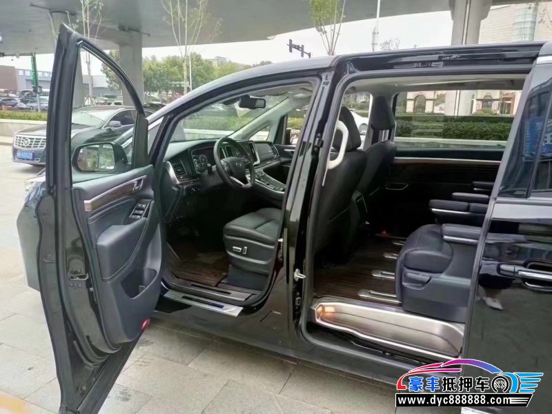 21年林肯飞行家轿车抵押车出售