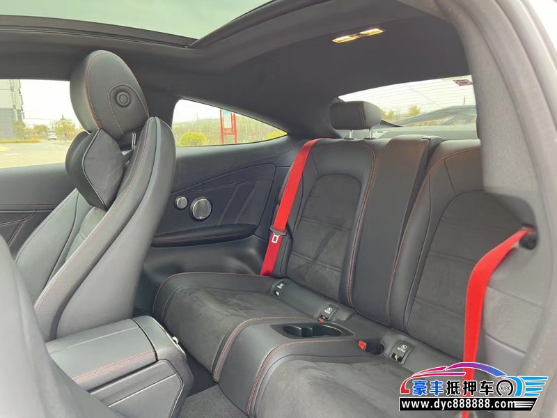 21年奔驰C轿车抵押车出售