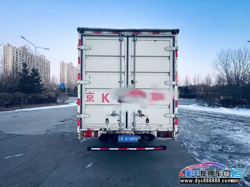 22年重汽豪沃轿车抵押车出售