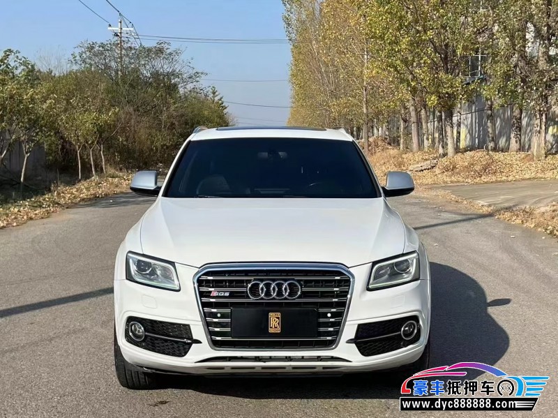 18年奥迪SQ5轿车抵押车出售