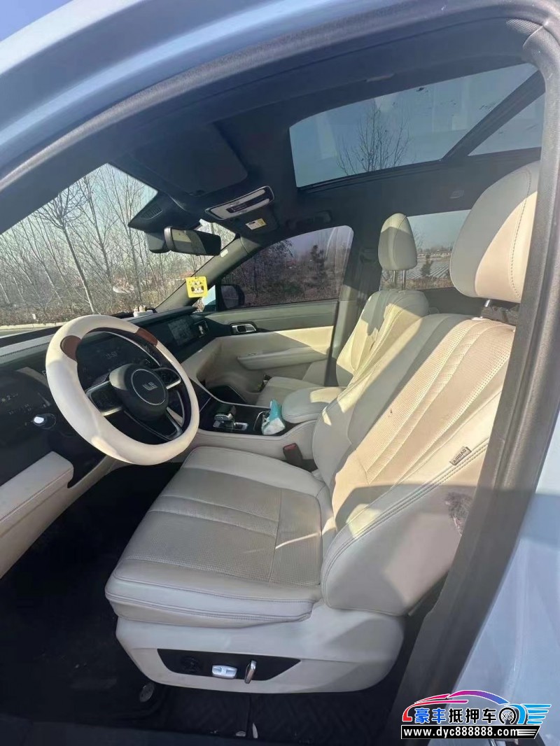 20年理想ONE轿车抵押车出售