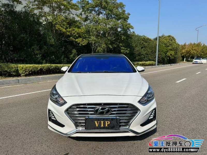 18年现代索纳塔轿车抵押车出售