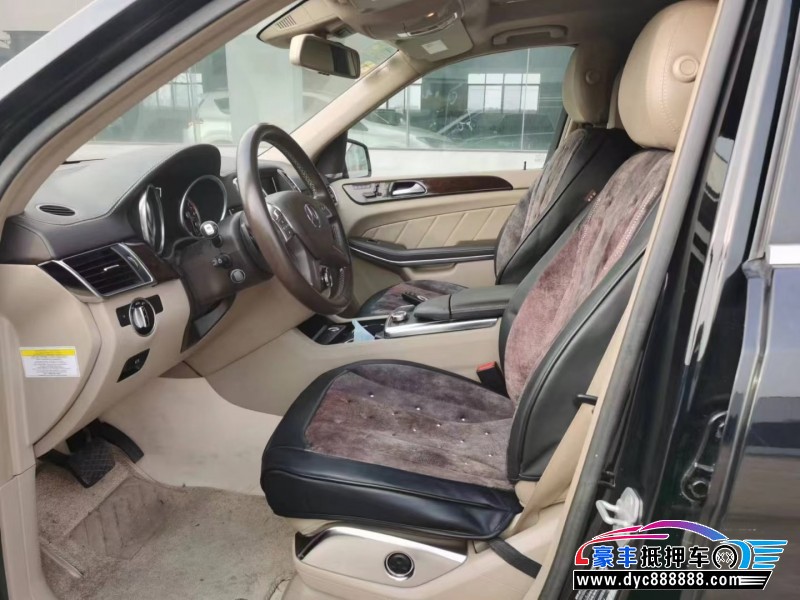 13年奔驰GLSUV抵押车出售