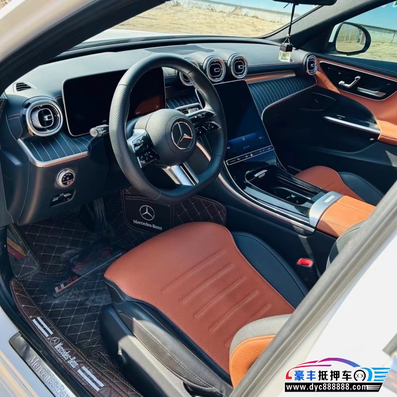 22年奔驰C轿车抵押车出售