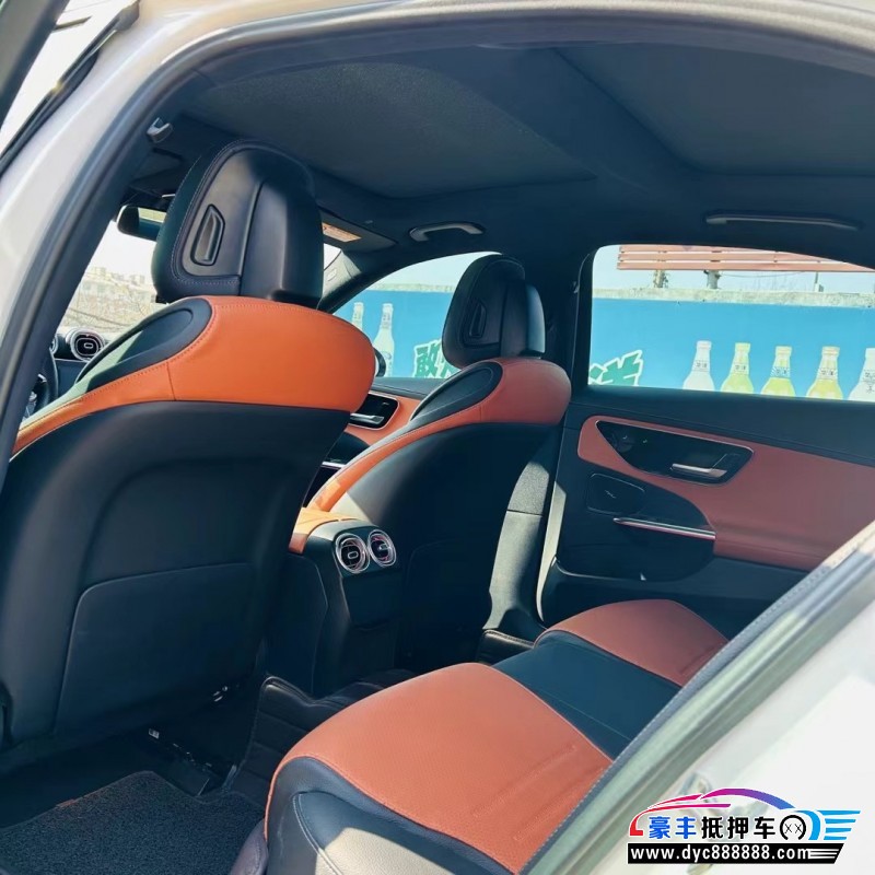 22年奔驰C轿车抵押车出售