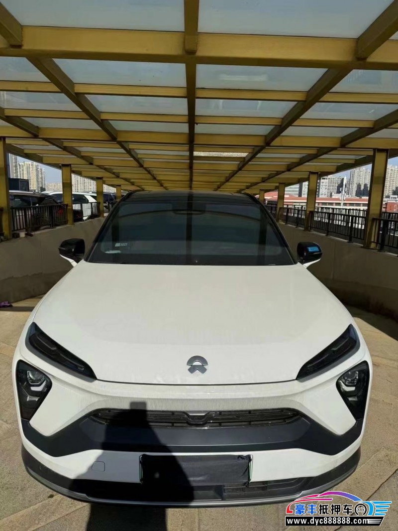 22年蔚来ES6轿车抵押车出售